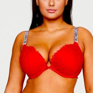 Victoria’s Secret bombshell add 2 cups sizes brand bra. Still has tags on.